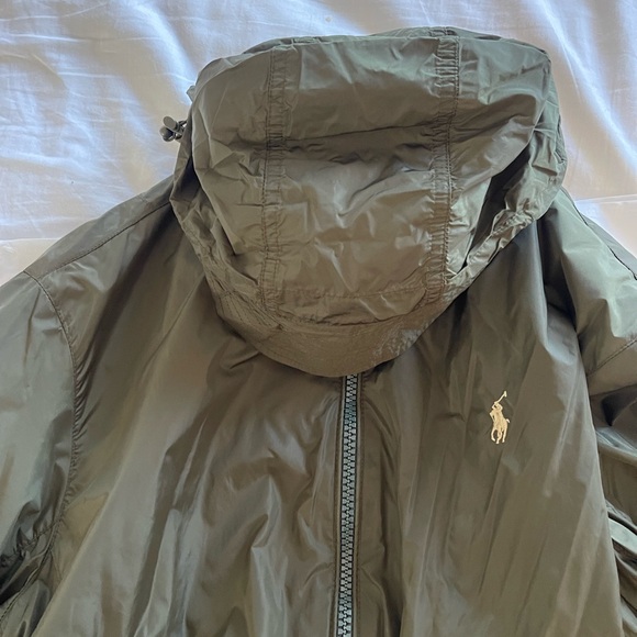 COPY - Olive Green Ralph Lauren Men Windbreaker with zipper pocket with Hood - Picture 7 of 7